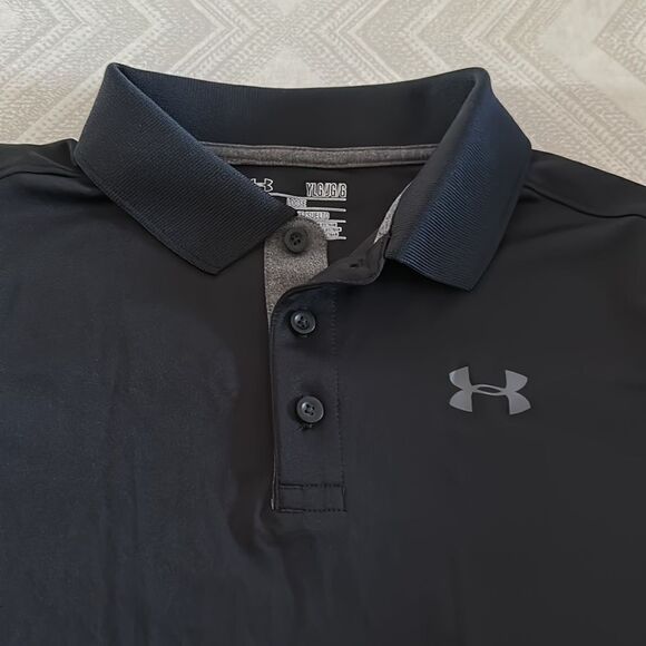 Under Armour Boys Black Collared Short-sleeve Shirt - Picture 3 of 6